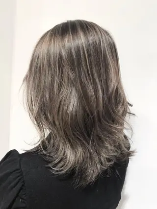 セミロング カラー aimée/ まつ毛&眉毛サロンの眉毛・アイブロウイメージ