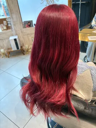 ロング フェニーチェ高崎所属・鶴谷 麻衣のヘアスタイル