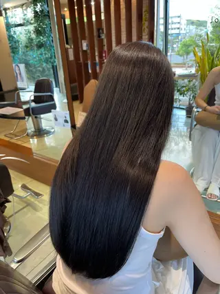 ロング 大野 桃果のヘアスタイル