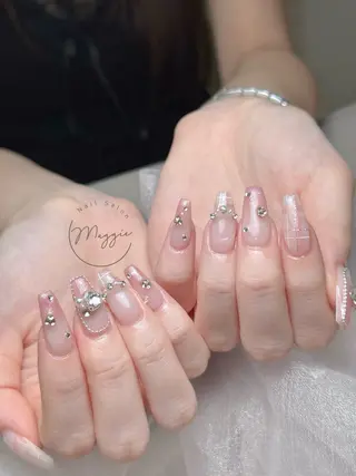 ネイル Maggie Nail🦩のネイルデザイン