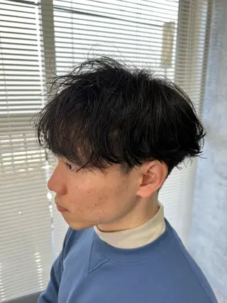 ショート パーマ メンズ ユウ🪄 パーマ指名No1のヘアスタイル