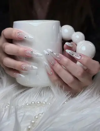 ネイル ENsalon AKIRAのネイルデザイン