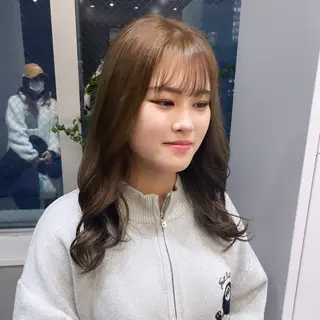 ロング カラー Rui/透明感カラー 暖色/レイヤーカットのヘアスタイル