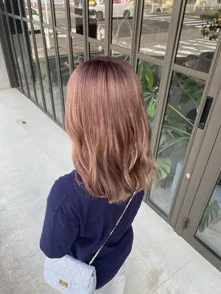 セミロング OGAWA NOAのヘアスタイル