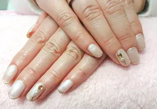 ネイル e.nail所属・和賀井 恵理のネイルデザイン