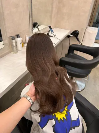 カラー 透明感ベージュ🤎 ナチュラルレイヤーのヘアスタイル