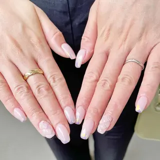 ネイル amour所属・amour ERIKAのマツエク・マツパデザイン