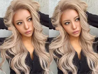 ロング ブリーチ/エクステ LOWRL【ロウル】のヘアスタイル