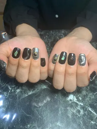 ネイル マルサンカクシカク所属・○△□ 守口市のネイルデザイン