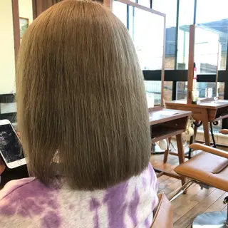 ミディアム 山本　恵 (やまもと  けい)のヘアスタイル