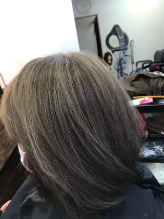 ショート カラー 桧山 真のヘアスタイル