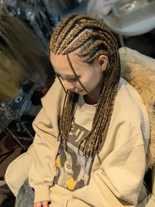 セミロング ヘアアレンジ scamp所属・scamp⭐️ さくらのヘアスタイル