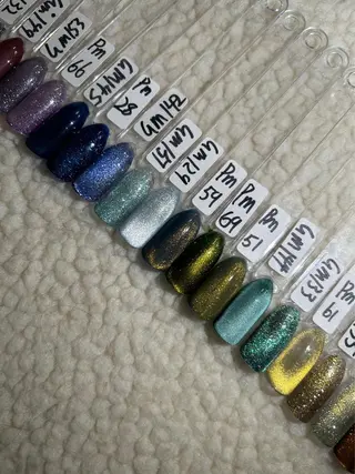 ネイル INF ネイルサロンのネイルデザイン