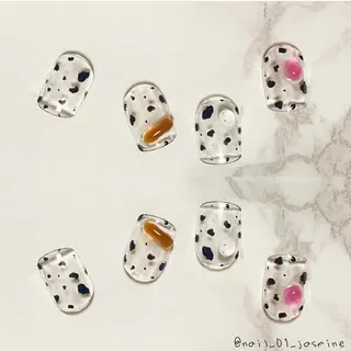 ネイル S LOUNGE NAIL所属・パーツたくさん🍓 SUMIのネイルデザイン