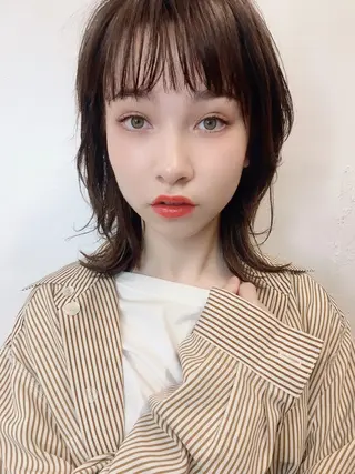 ミディアム 鎌倉 彩のヘアスタイル