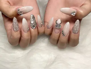 ネイル Can I Dressy 錦糸町店所属・泉水 香穂のネイルデザイン