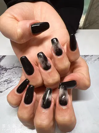 ネイル Guarendo錦糸町店所属・ガレンドウ 白澤 愛子のネイルデザイン