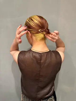 ミディアム カラー 美髪・シールエクステ ホソタニリョウコのヘアスタイル