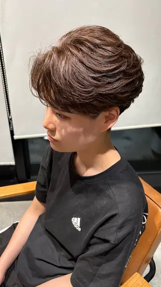 カラー 中村 聖のヘアスタイル