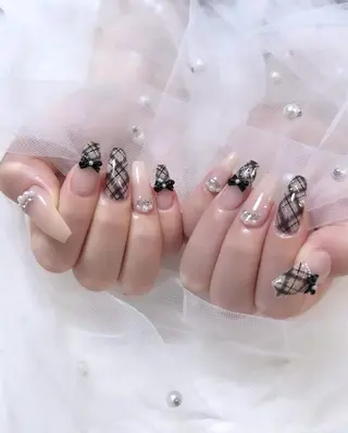 ネイル Lyna 池袋のネイルデザイン