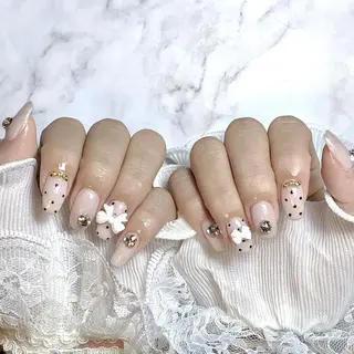 ネイル RAFFINE haru🦋🩵のネイルデザイン