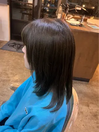 カラー 松原 樹里のヘアスタイル
