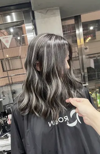 セミロング カラー ROBIN所属・指名数No.1 /NAOYAのヘアスタイル