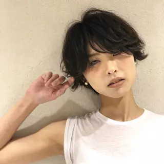 ショート カラー 三石 翔太のヘアスタイル