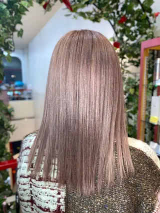 セミロング ゆぴ☾‪/推しカラー /ハイトーンのヘアスタイル