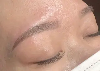 マツエク・マツパ アイブロウ B's緑店 eyelist川上のマツエク・マツパデザイン