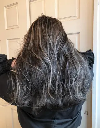 ロング カラー 【代表】高山 一真のヘアスタイル