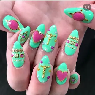 ネイル 渋谷ビュレネイル Kaoruのネイルデザイン