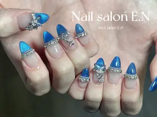ネイル E.N🦋 長さ出し/持ち込みのネイルデザイン
