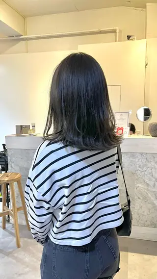 ミディアム カラー yuki／ Cielのヘアスタイル