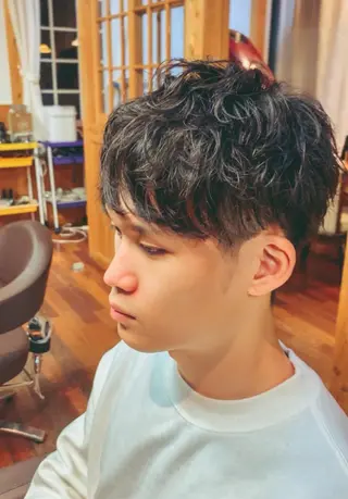 パーマ メンズ 吉田 浩太郎のヘアスタイル