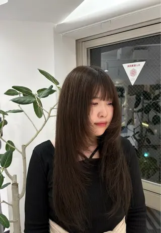 ロング カラー レイヤーカット/瀬川 琴音のヘアスタイル