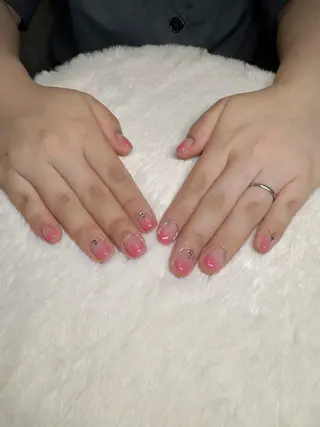 ネイル ねいる屋　Anela 美優のネイルデザイン