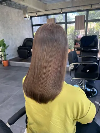 ミディアム MEGRI 三軒茶屋【メグリ】のヘアスタイル