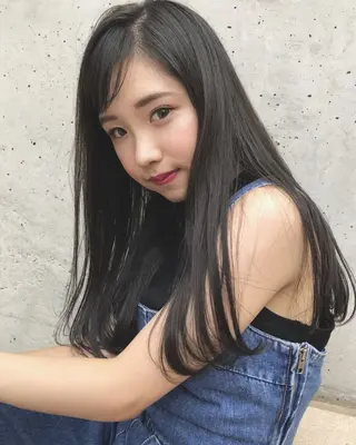 ロング カラー moana surfriderのヘアスタイル