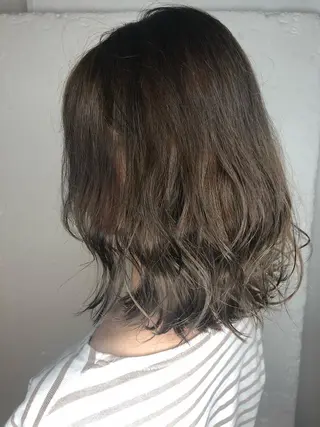 ミディアム カラー aimée/ まつ毛&眉毛サロンの眉毛・アイブロウイメージ