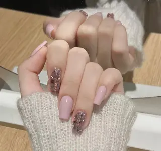 ネイル 💅E•U•B NAIL🌹所属・横浜市中区曙町 ネイルE·U·Bのネイルデザイン