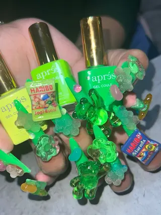 ネイル ONIKA Nail 表参道A4徒歩2分のネイルデザイン