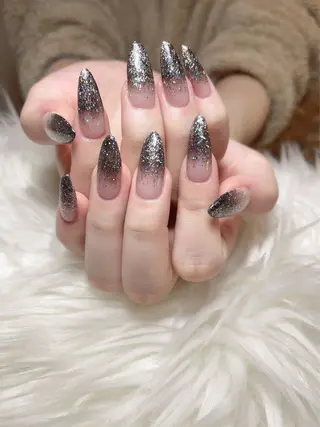 ネイル Azu nail salon所属・ネイリスト あずさのネイルデザイン