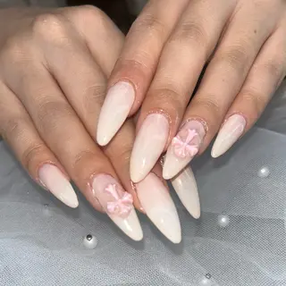 ネイル VIERU YURIのネイルデザイン