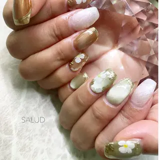 ネイル Nail Salon SALUDのネイルデザイン