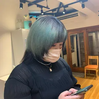 ミディアム カラー little 小濱彰太のヘアスタイル