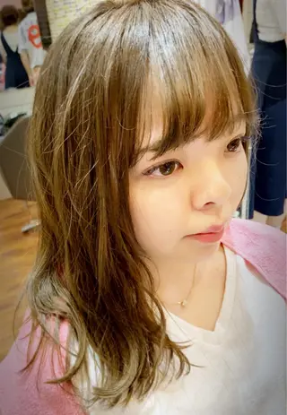 セミロング パーマ 奥野 理香子のヘアスタイル