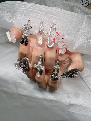 ネイル Lee Nailsのネイルデザイン