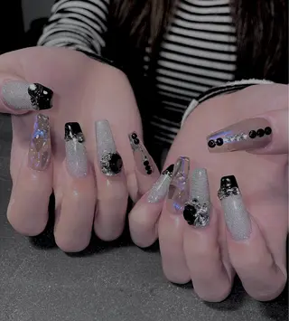 ネイル Spiky とうげ ふうかのネイルデザイン