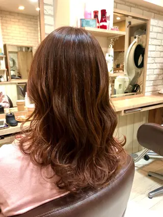 セミロング カラー 清水 有実子のヘアスタイル